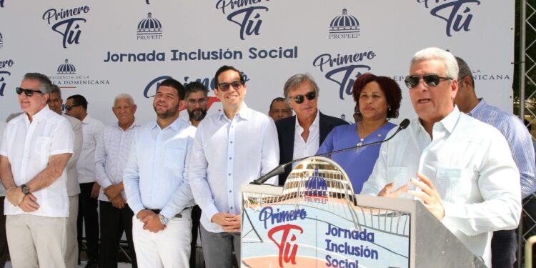 Gobierno supervisa avances desarrollo turístico de Pedernales;