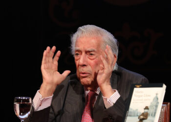 Vargas Llosa: "Galdós estaba muy lejos de imaginar monstruos como Putin"