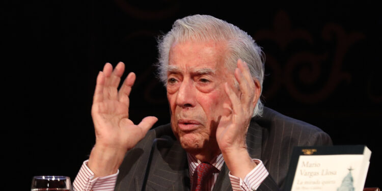 Vargas Llosa: "Galdós estaba muy lejos de imaginar monstruos como Putin"
