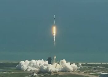 Despega la primera misión privada de astronautas a la Estación Espacial