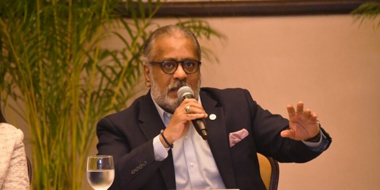 JAC requiere a líneas aéreas mejorar servicios y tarifas para competitividad del país*