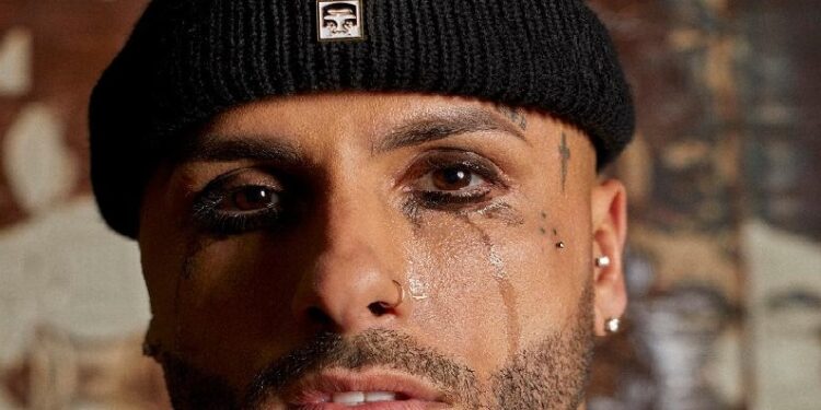 Nicky Jam lidera las listas Latin Airplay y Latin Rhythm de Billboard con “Ojos rojos”