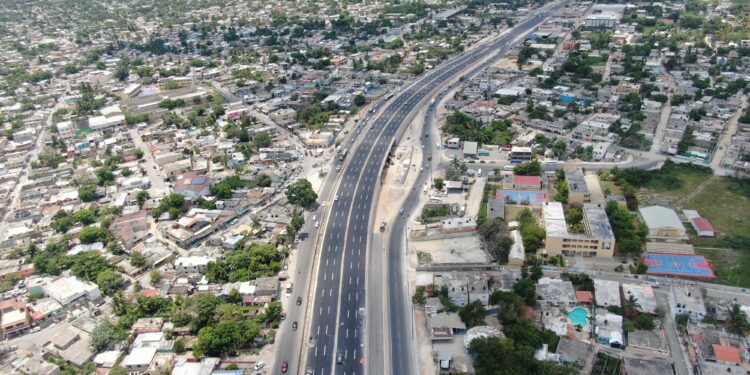 Obras Públicas dará apertura provisional al elevado del distribuidor de Andrés Boca Chica