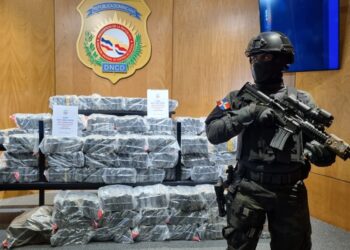 Ocupan otros 409 paquetes de presunta cocaína en Santo Domingo Este