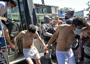 Detenidos cerca de 4.000 pandilleros en cinco días de estado de excepción en El Salvador