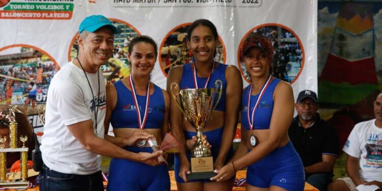 Aquí los campeones del voleibol playero de Hato Mayor/Vicentillo en su versión 2022