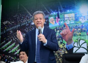 Leonel Fernández sigue firme en su oposición a la reforma constitucional de Abinader