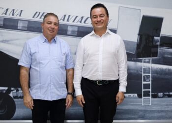 Resalta avances de la aviación civil dominicana y su aporte al turismo