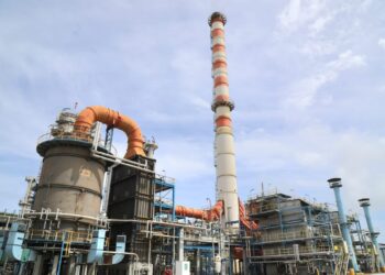 Presidente Abinader supervisa plan expansión REFIDOMSA