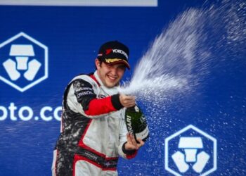 Doble victoria para el dominicano Jimmy Llibre en la  Porsche Sprint Challenge en Miami