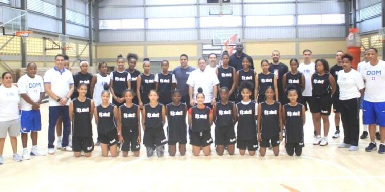 NBA y Fedombal culminan con éxito el campamento élite junior