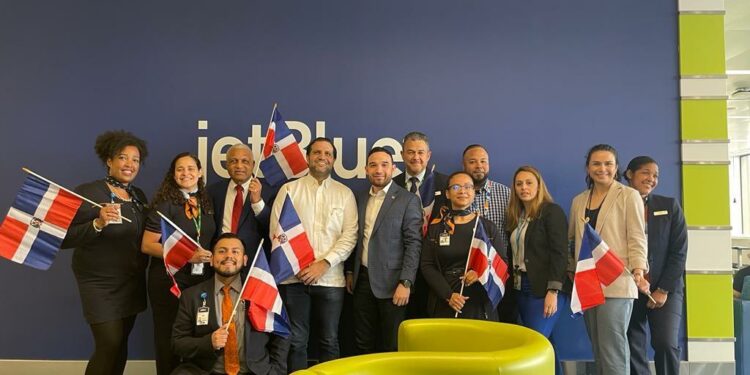 Inauguran nueva ruta aérea Boston-Puerto Plata