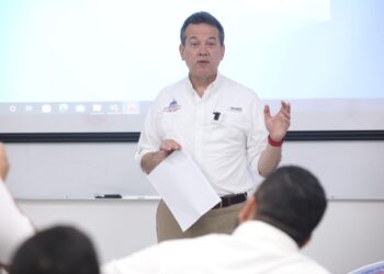 Ito Bisonó destaca que empleos de zonas francas alcanzan máximo histórico 