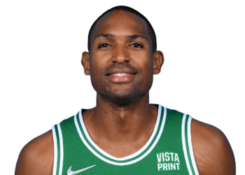 Al Horford y Jayson Tatum con 30 puntos cada uno y los Bucks igualan serie