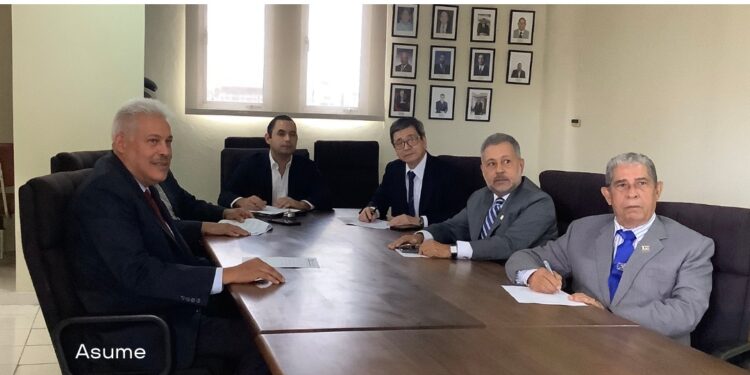 Empresarios eléctricos piden revisar políticas de exención fiscal