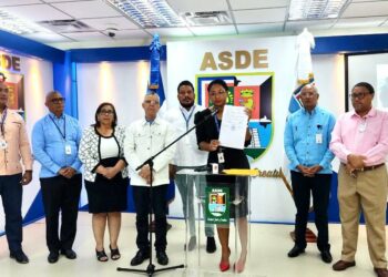 Empresa aportará 45 camiones nuevos para recoger basura en Circunscripción 3 de SD Este 