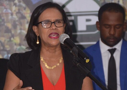 Fuerza del Pueblo denuncia que el Gobierno atenta contra la carrera administrativa