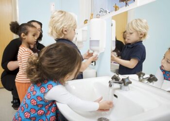 El tamaño de la familia puede influir en el funcionamiento cognitivo en la vejez.