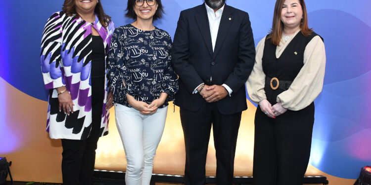 AFP Siembra y ADOARH exaltan a los gestores del talento humano con conferencia enfocada en resultados positivos y cambio de actitud