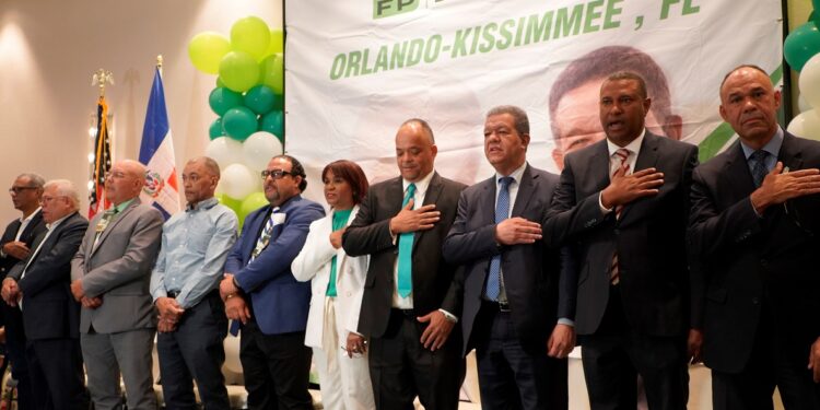 Fuerza del Pueblo juramenta estructuras en la Florida