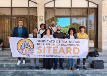  Teatristas rechazan recortes presupuestarios al sector cultural anunciado por la ministra Germán