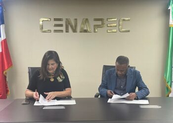 Dominicanos en España de 15 años en adelante podrán concluir bachillerato virtual