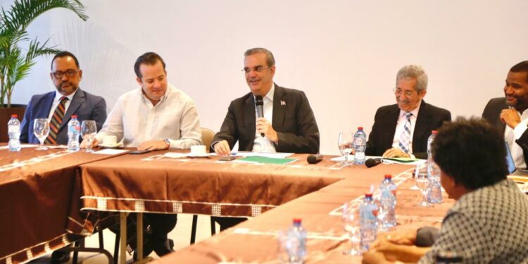 Presidente Luis Abinader ratifica su apuesta por el diálogo