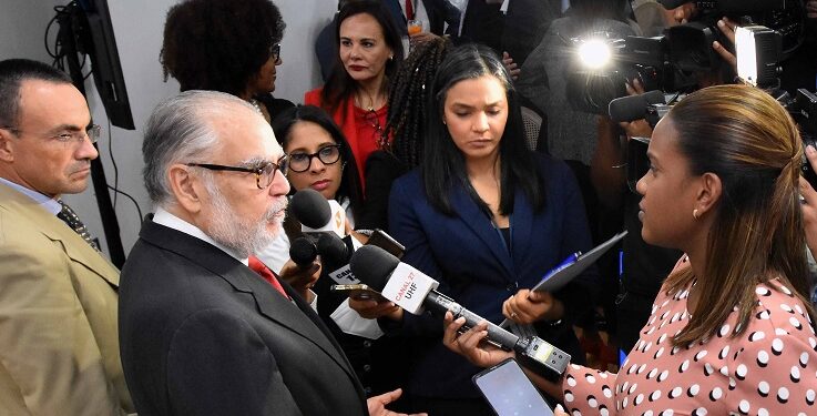 El gobierno seguirá con la política de subsidios a los combustibles