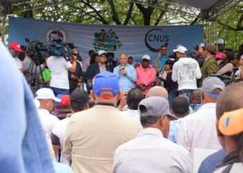 Centrales sindicales presentan demandas y preocupaciones en Día del Trabajo