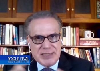 Politólogo: “Estados Unidos debe regular el uso y porte de armas de fuego con urgencia”