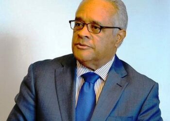 Exministro de Salud dice la pandemia va moviéndose a una endemia