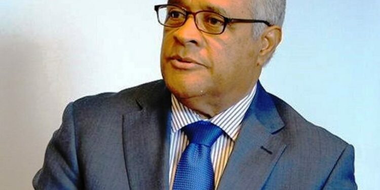 Exministro de Salud dice la pandemia va moviéndose a una endemia