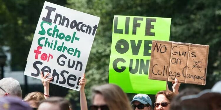 El acceso fácil a las armas y una vida llena de demonios detrás de masacre en Texas