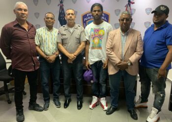 PN pone a disposición del MP dos agentes golpearon joven en Villas Agrícolas