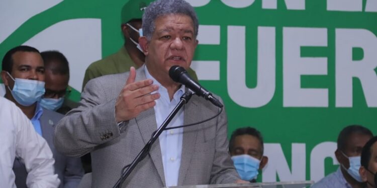 Leonel arriba a NY para asistir a diversas actividades