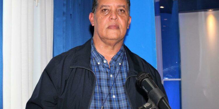 Este es el nuevo encargado de Seguridad y Género de Santo Domingo Este