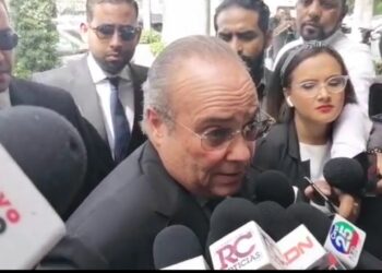 Secretario general del PLD acude a expresar condolencias a familia Jorge Villegas 