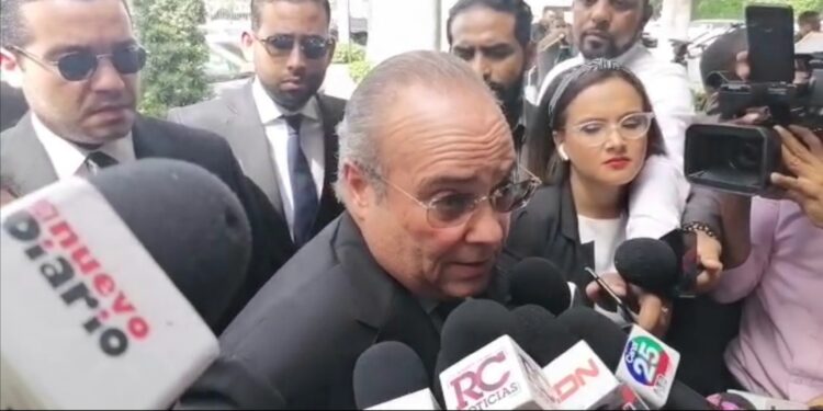 Secretario general del PLD acude a expresar condolencias a familia Jorge Villegas 