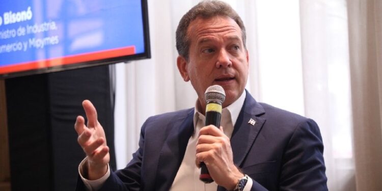Ito Bisonó pone en perspectiva la reactivación económica 