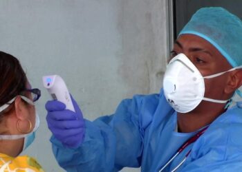 Salud notifica una muerte por covid-19 y 794 nuevos contagios