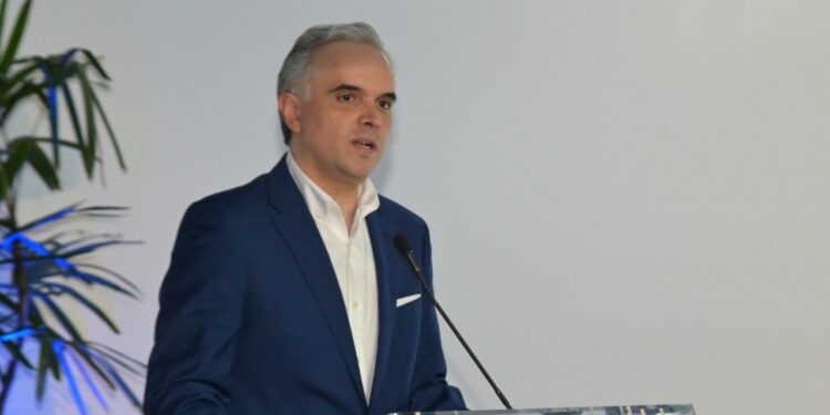 El empleo formal alcanzó la cifra histórica de 2.2 millones de trabajadores