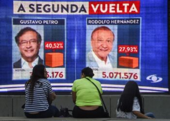 Colombia: Pedro y Hernández no están obligados a debatir
