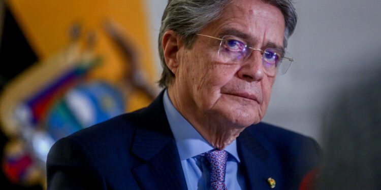 El presidente de Ecuador denuncia protestas buscan un golpe de Estado