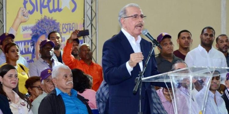 Danilo juramenta este domingo a 10 mil nuevos miembros del PLD