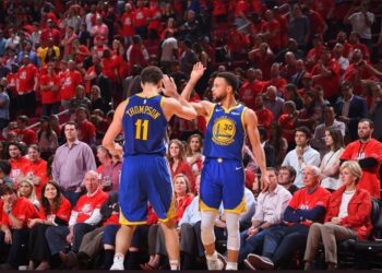 Curry lidera la contundente victoria de los Warriors para igualar las Finales de la NBA