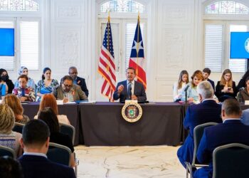 El gobernador de Puerto Rico rechaza el estatus actual ante Estados Unidos
