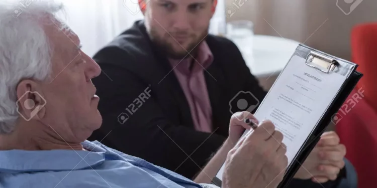 ¿Qué pasa si no quiero firmar un consentimiento informado en cirugía plástica?