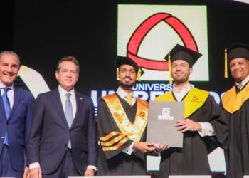 Mas de 250 profesionales de enfermería entre nuevos graduados de UNIREMHOS