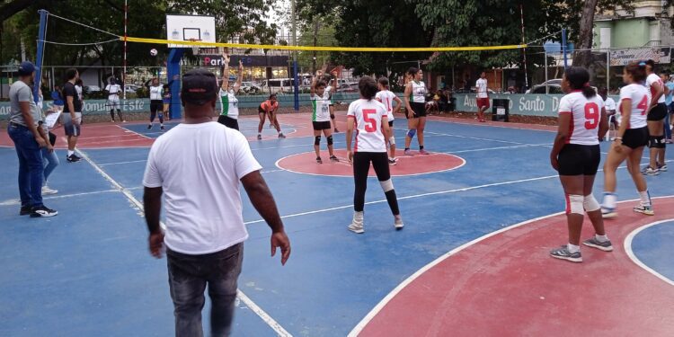 Voleibol Villa Faro va a la Semifinal de 3ros. Juegos Deportivos SD Este.