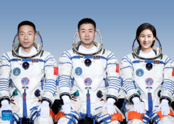 China da a conocer tripulación de Shenzhou-14 para misión de estación espacial
